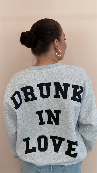 DRUNK IN LOVE - Sweater grau